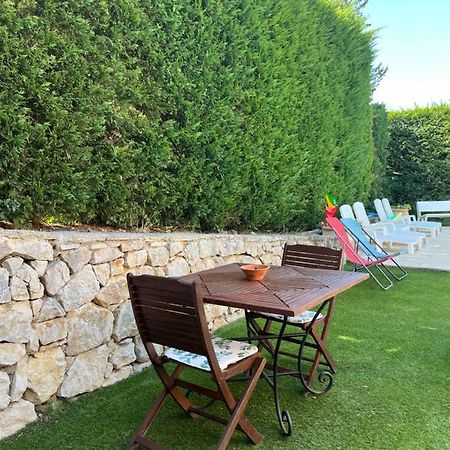 Appartamento T2 Avec Jardin Et Piscine Privee Velaux Esterno foto