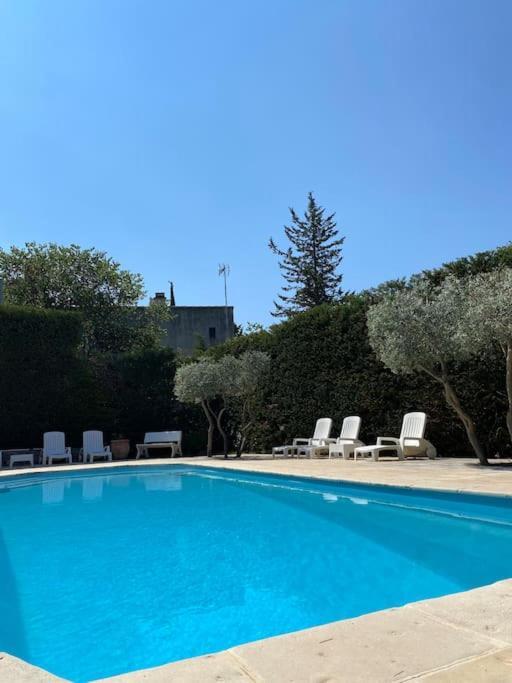 Appartamento T2 Avec Jardin Et Piscine Privee Velaux Esterno foto